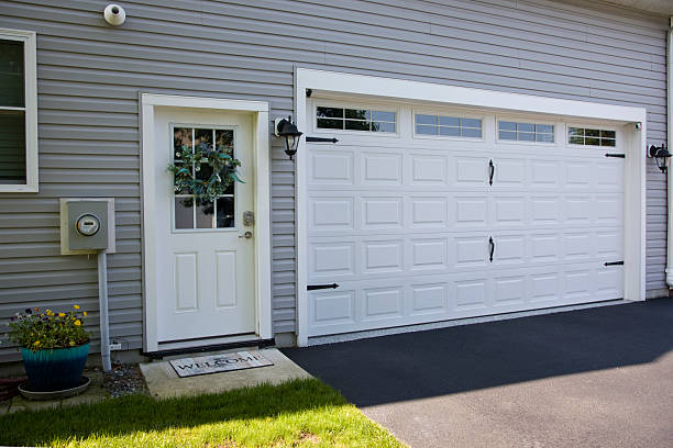 24/7 Emergency Garage Door Roller Replacement experts in Sunman, IN